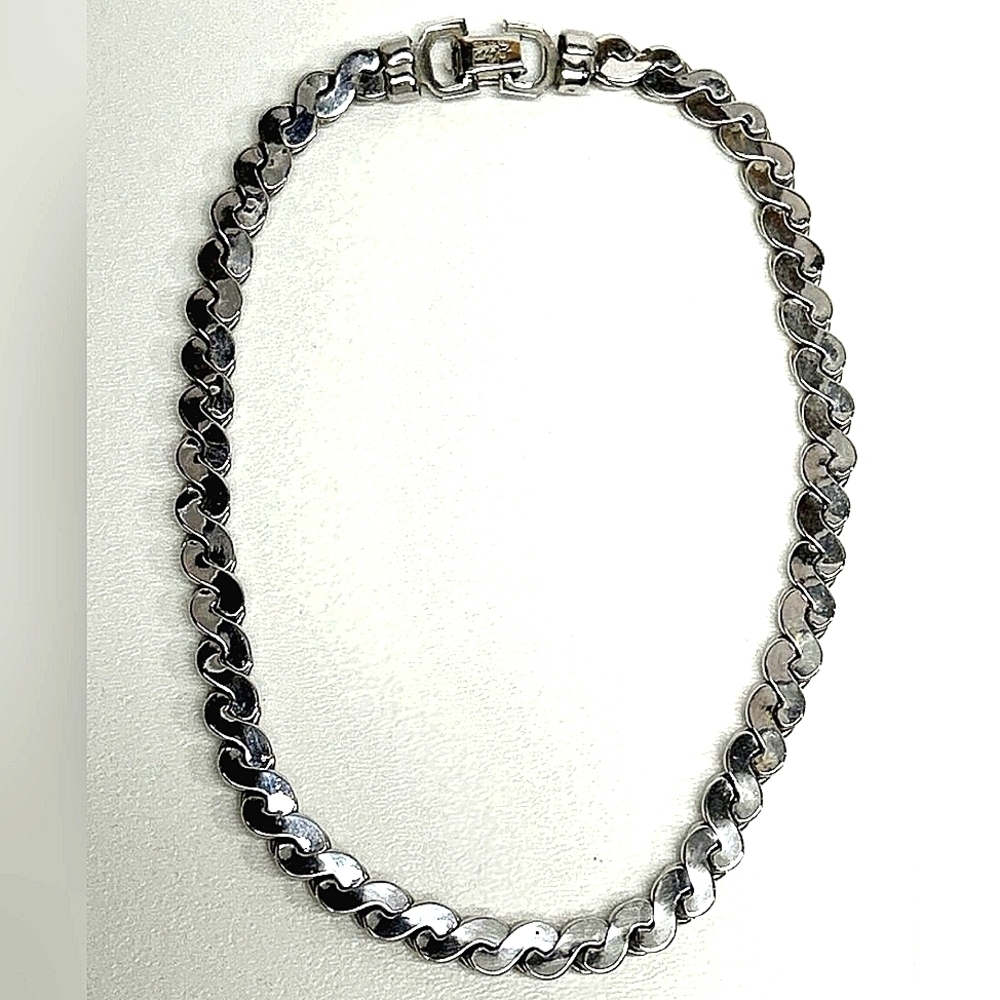Coro Silver Tone Choker Necklace DES Pat Pend. Vintage Unisex